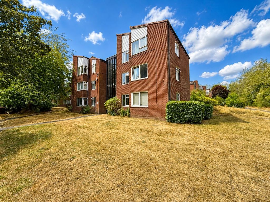 Property photo 1 of 5