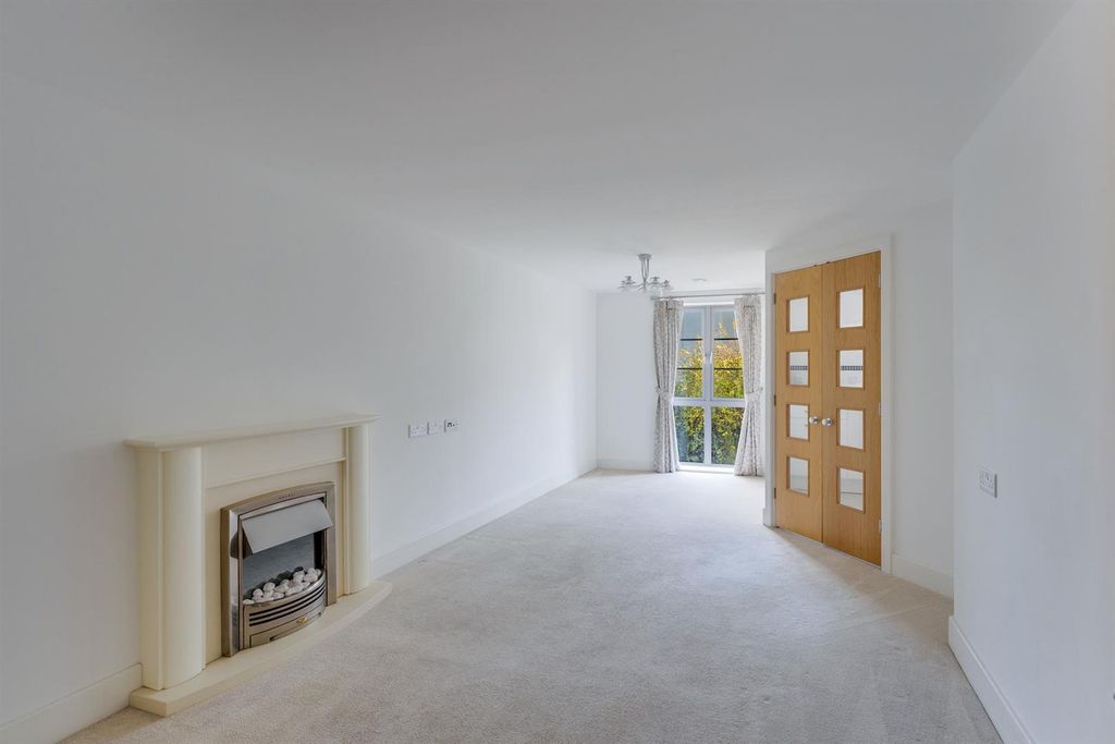 Property photo 2 of 15 02-Ced1Dsc09670-Medium.Jpg