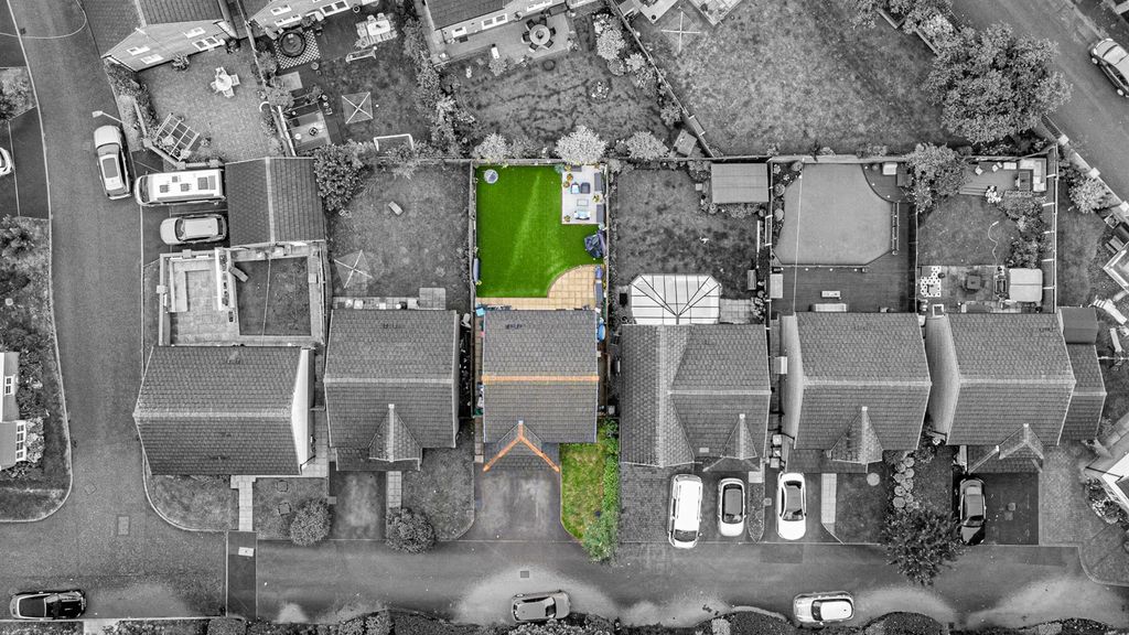 Property photo 3 of 12 Birds Eye View