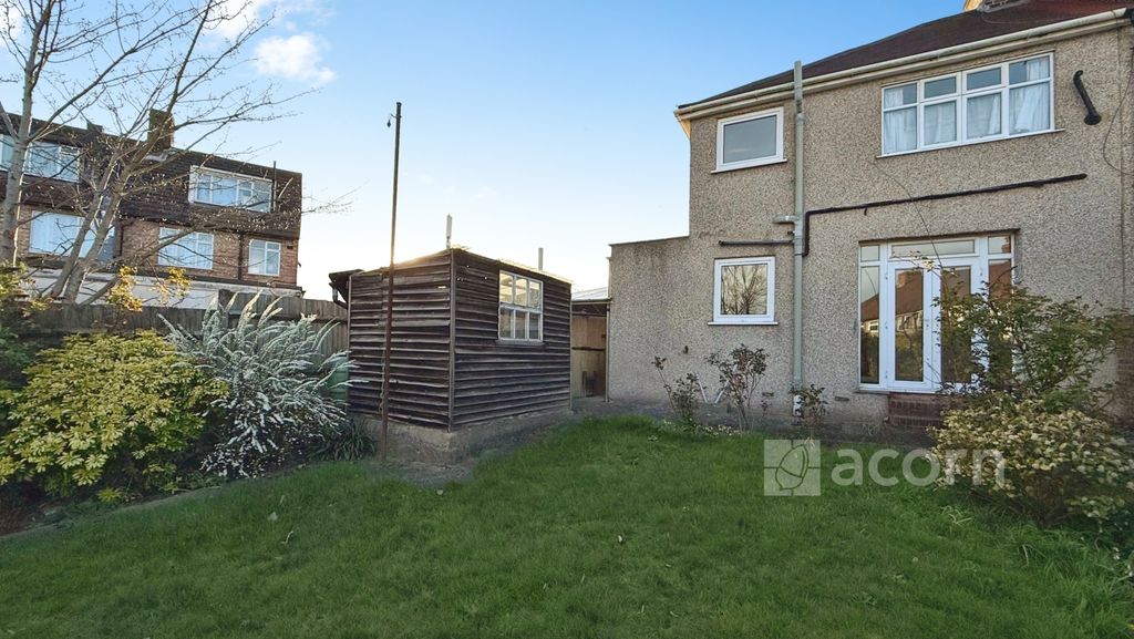 Property photo 2 of 9 15Db4569-3-4Df6-8...