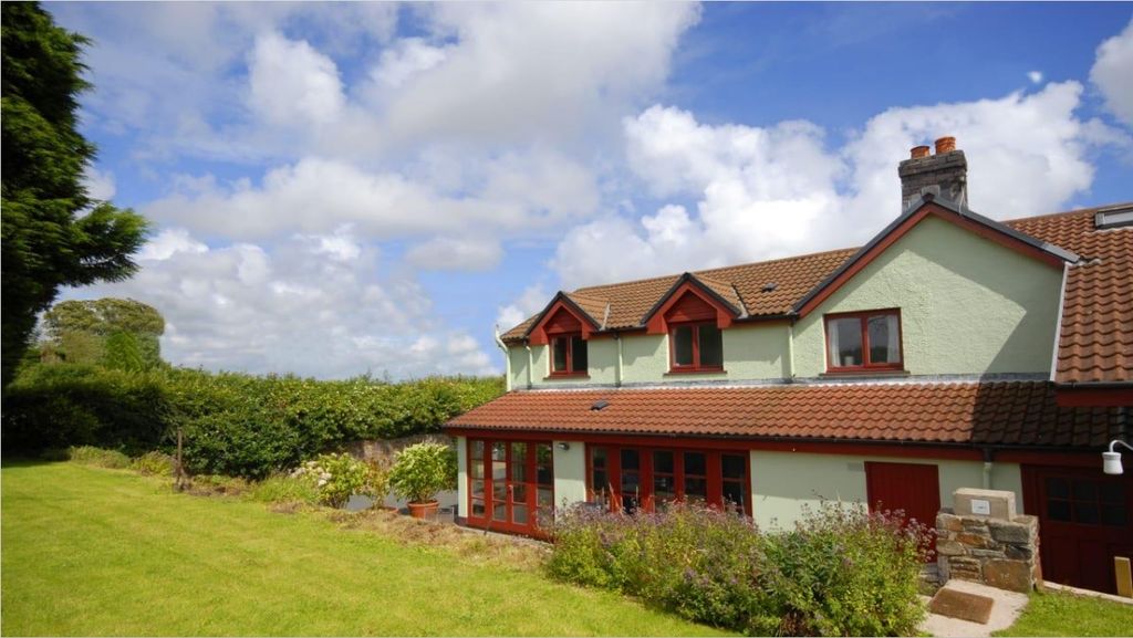 Property photo 1 of 14