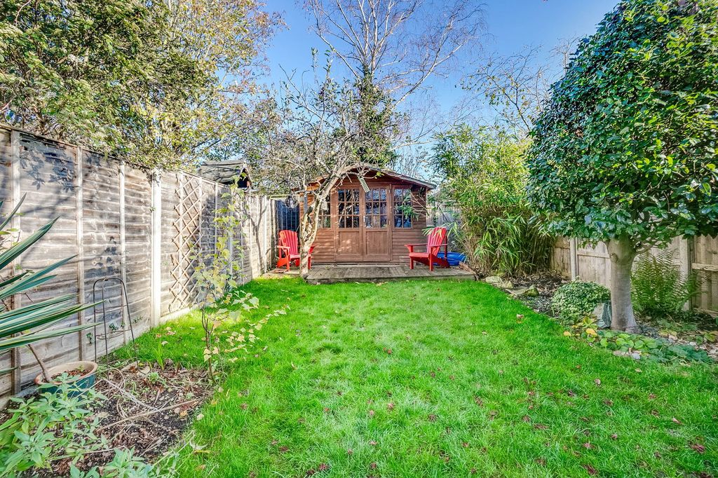 Property photo 3 of 16