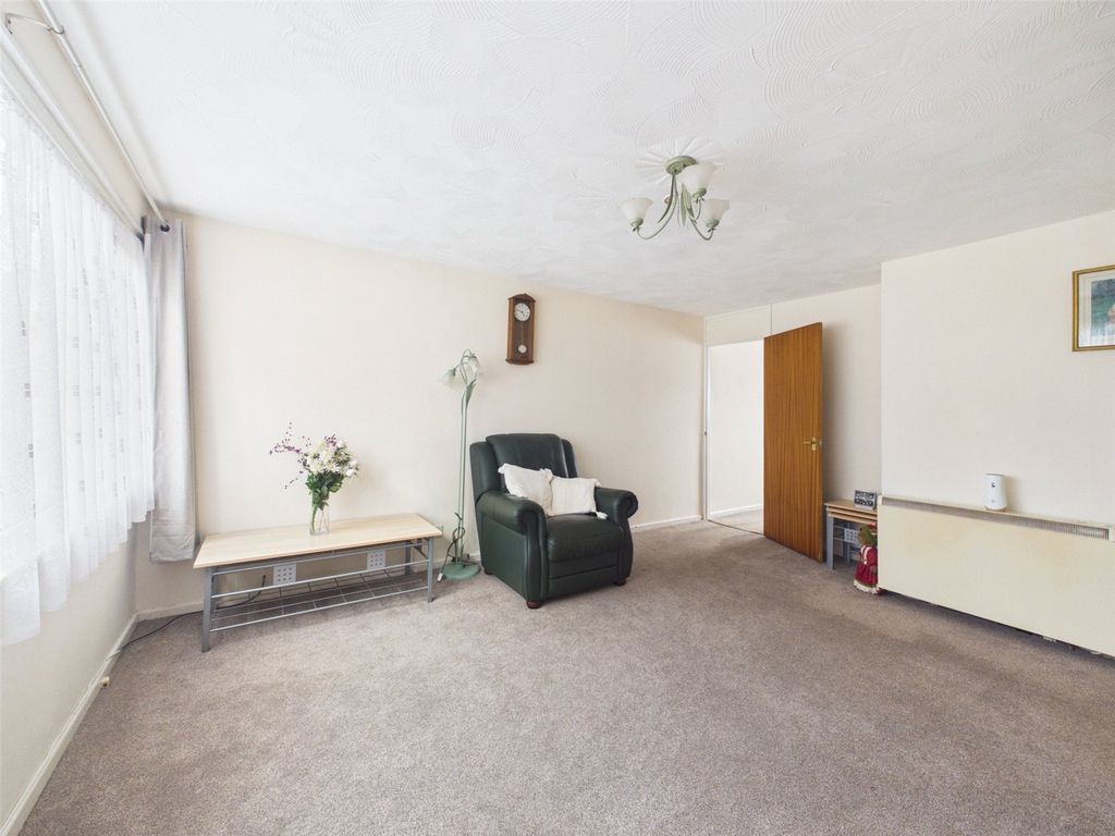 Property photo 2 of 16 Picture No. 02
