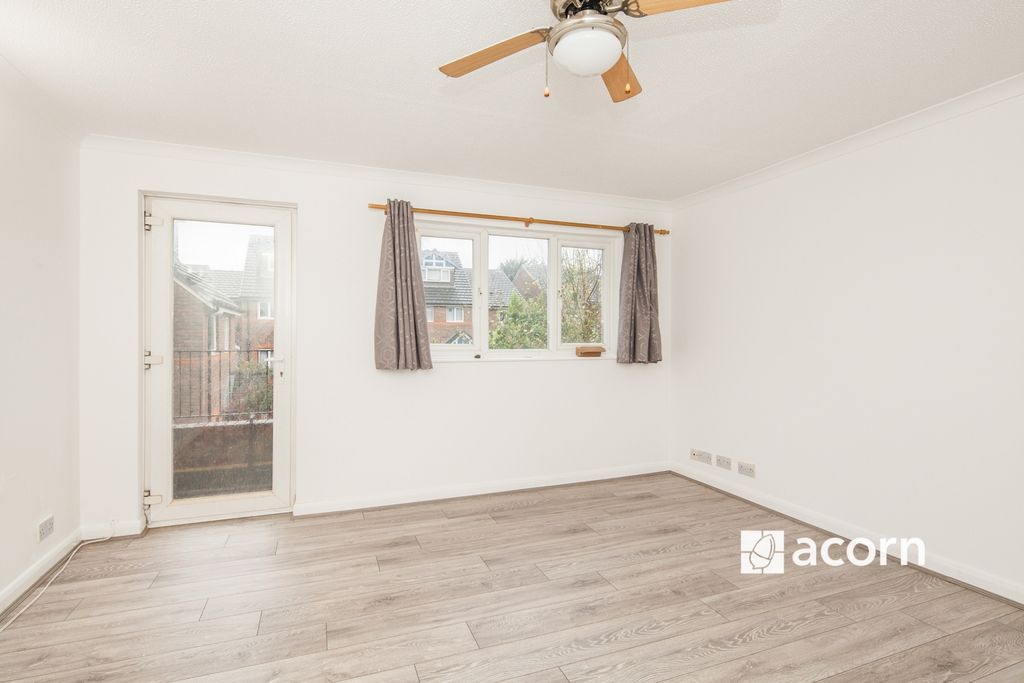 Property photo 2 of 10 0864