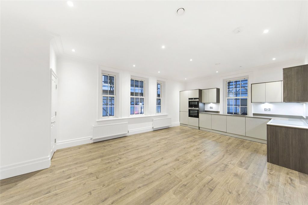 Property photo 1 of 8 Picture No. 06