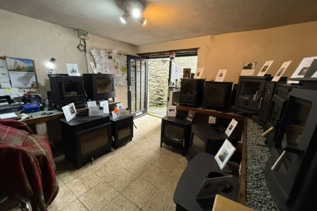 Property photo 3 of 7