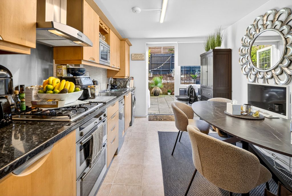 Property photo 1 of 16 Picture No. 19