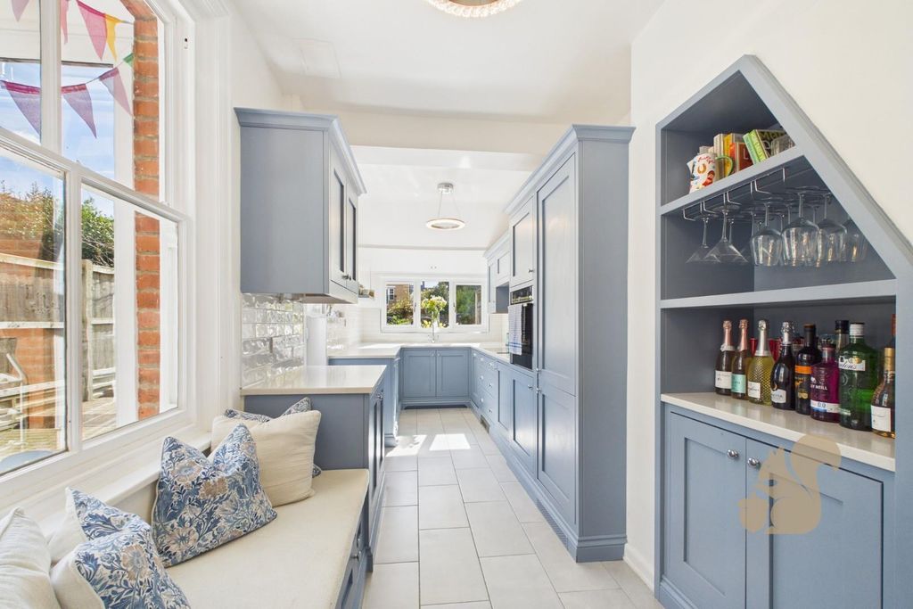 Property photo 2 of 29 Cam01659G0-Pr0778-Still016.Jpg