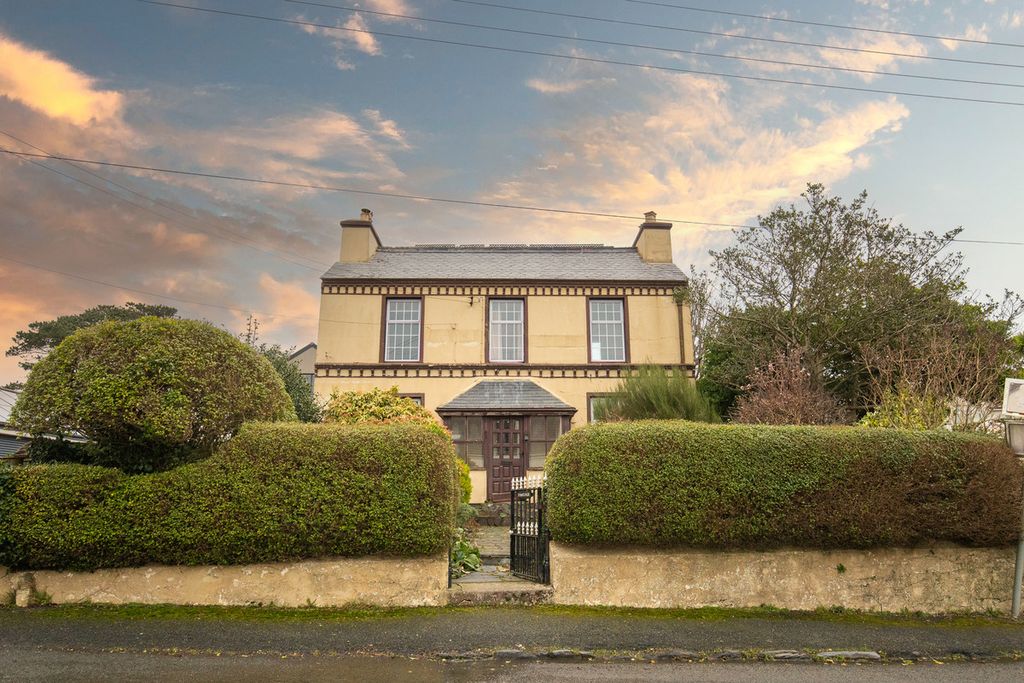 Property photo 1 of 30