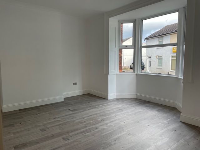 Property photo 3 of 13 Front Reception Room