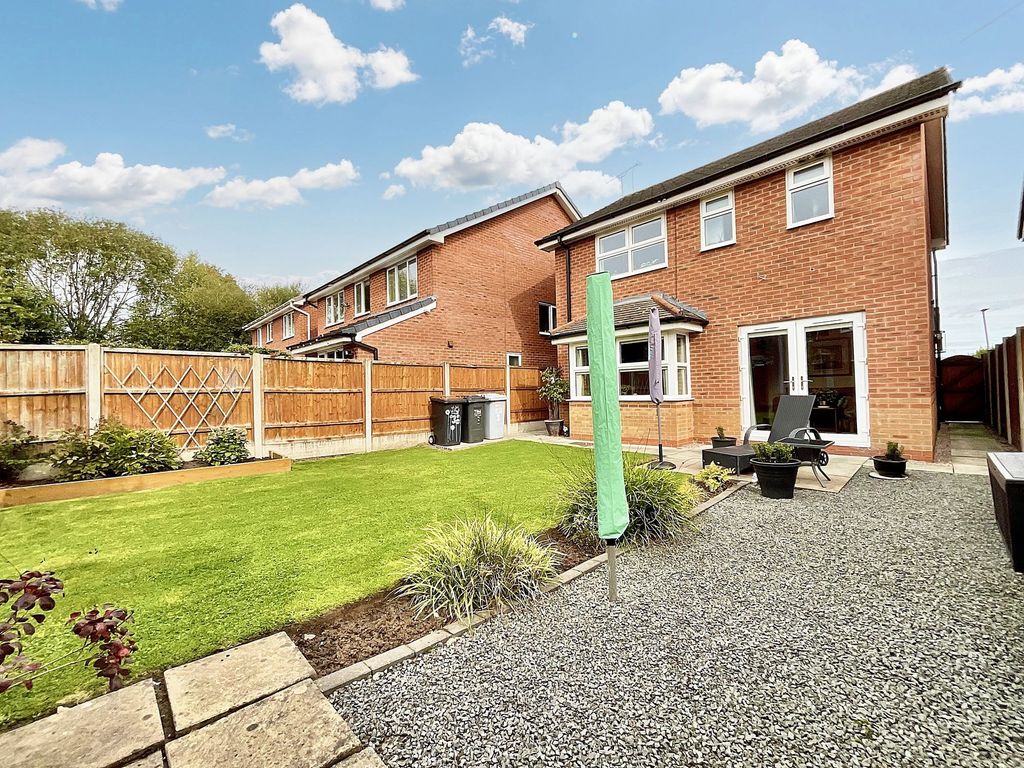 Property photo 3 of 19