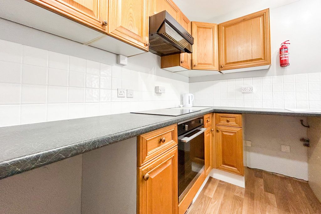 Property photo 3 of 6