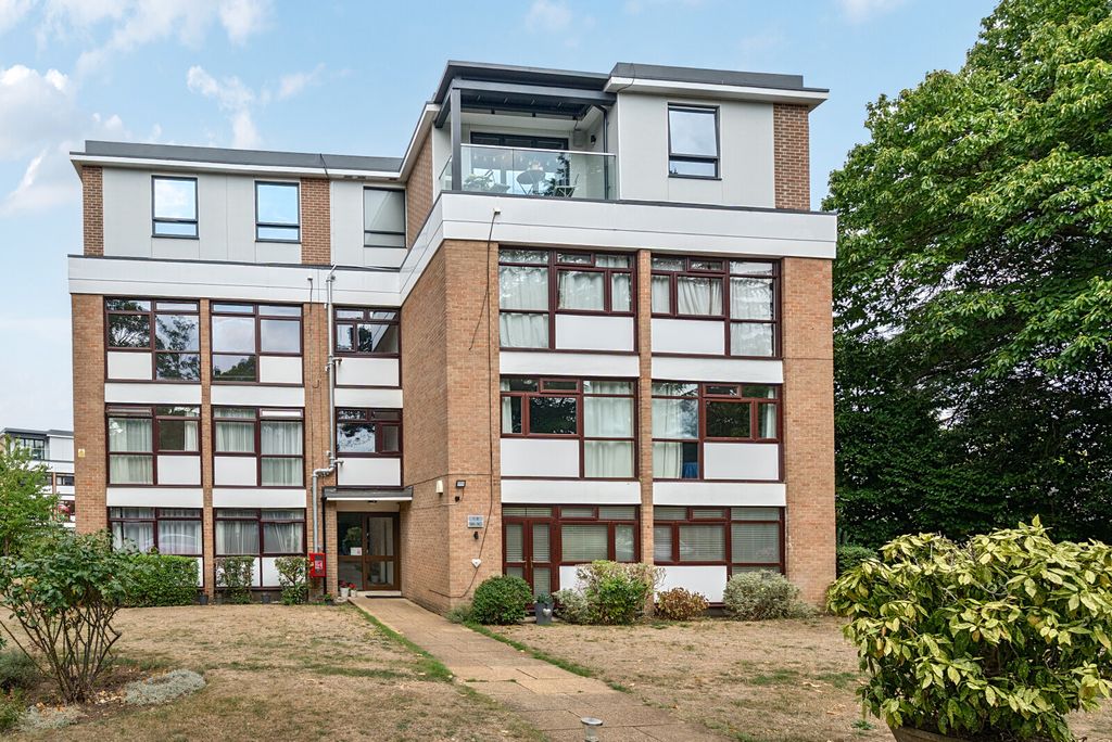 Property photo 1 of 10 1342755-1-68A4602...