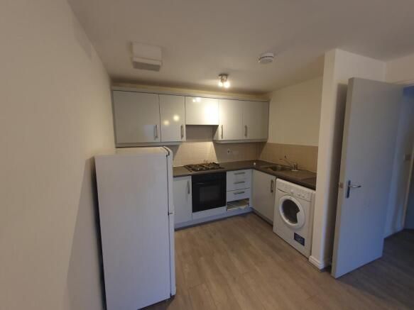 Property photo 3 of 6