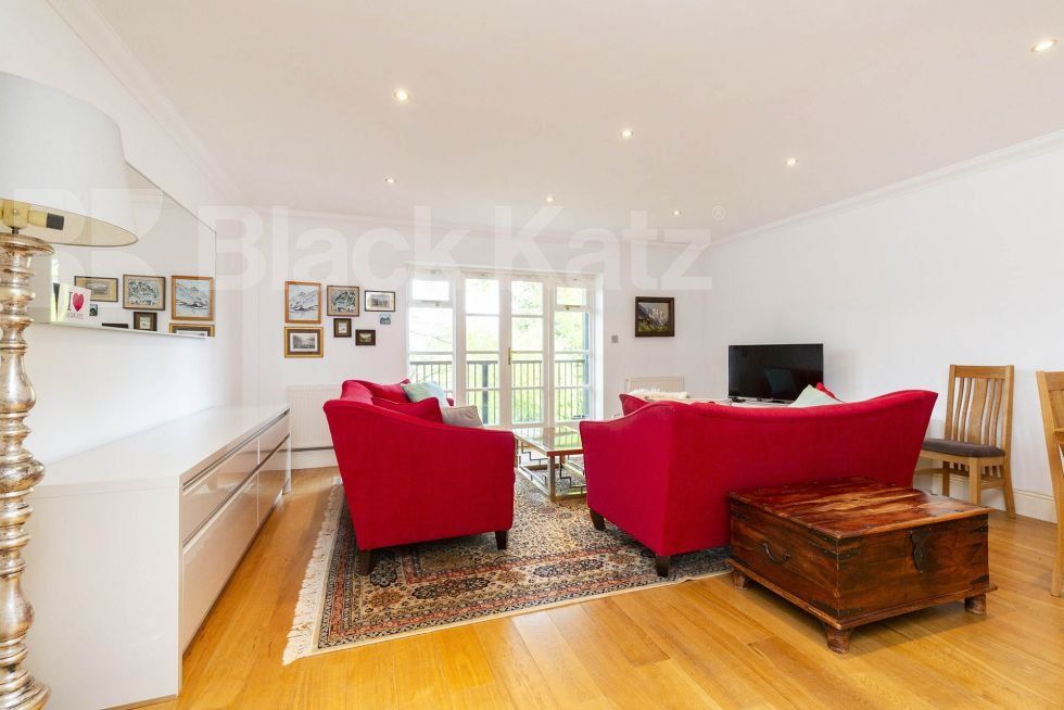 Property photo 2 of 11