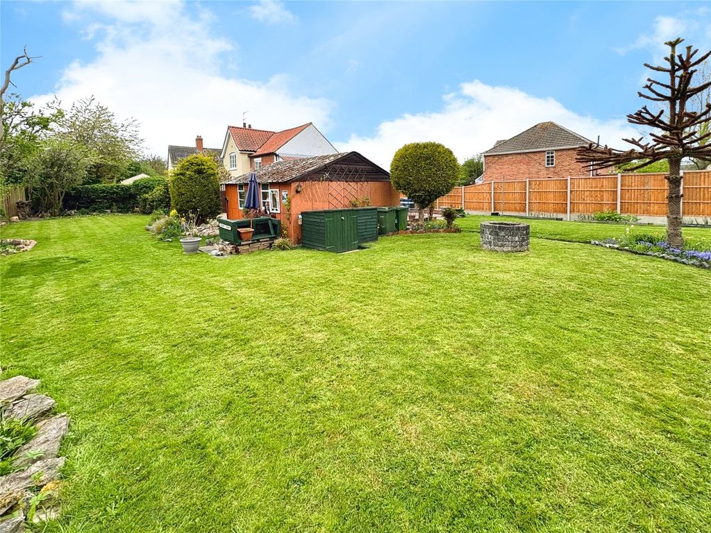 Property photo 3 of 24 Outside