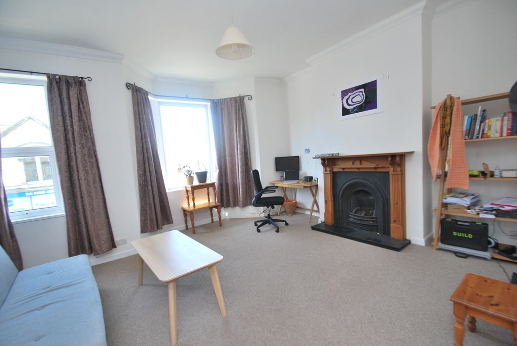 Property photo 2 of 8 Living Room