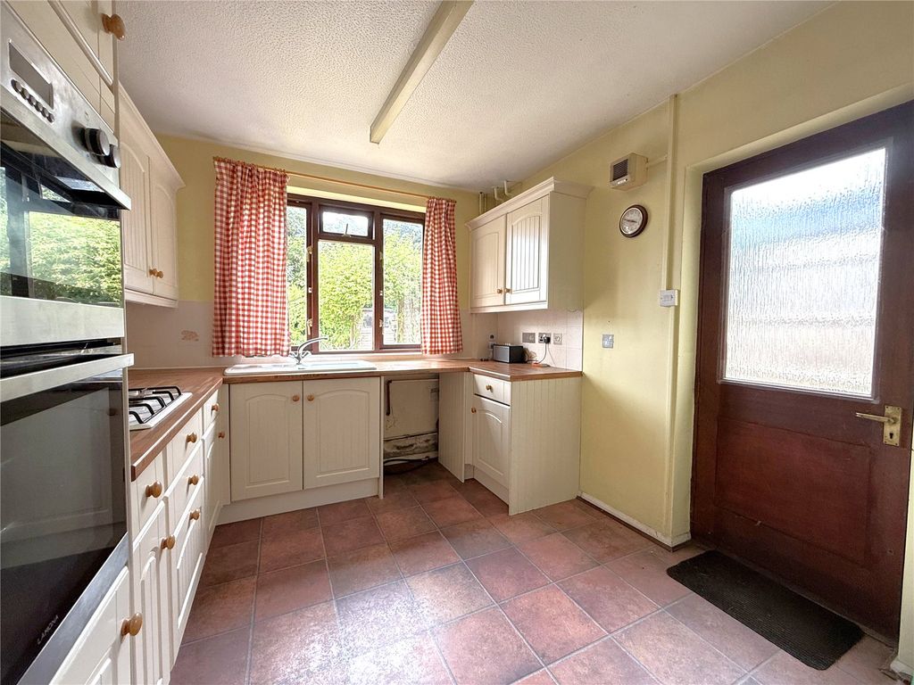 Property photo 2 of 14 Picture No. 05