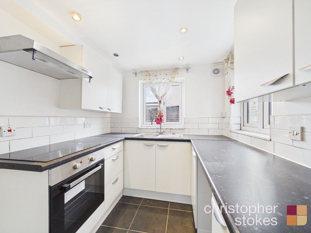 Property photo 3 of 15 5169522