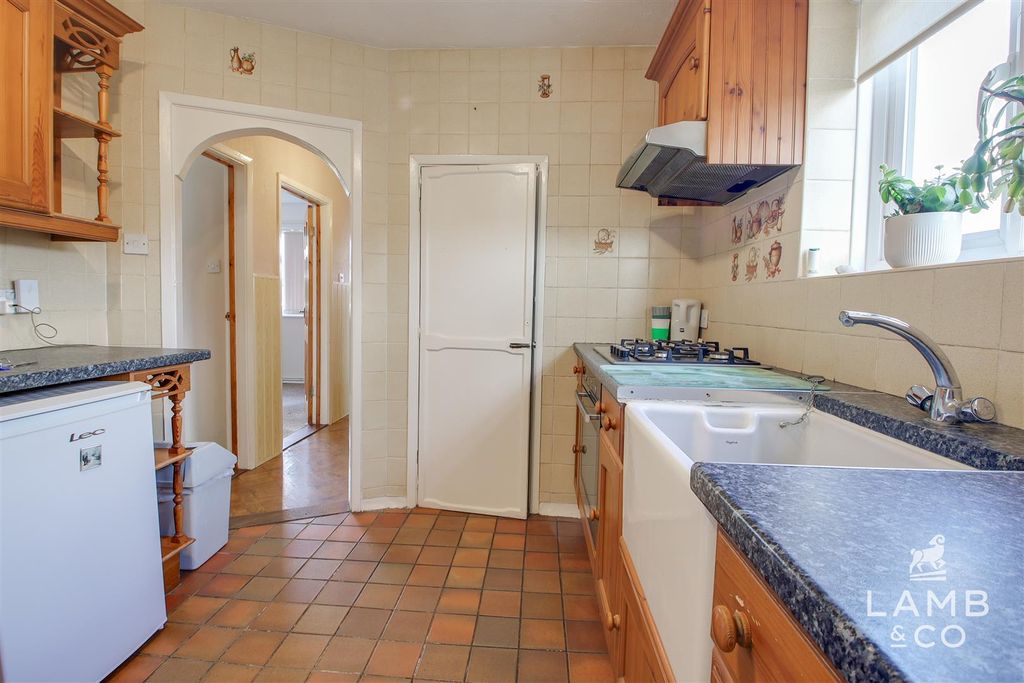 Additional image 16 of 3 bed semi-detached house for saleWalton Road, Frinton-On-Sea CO13