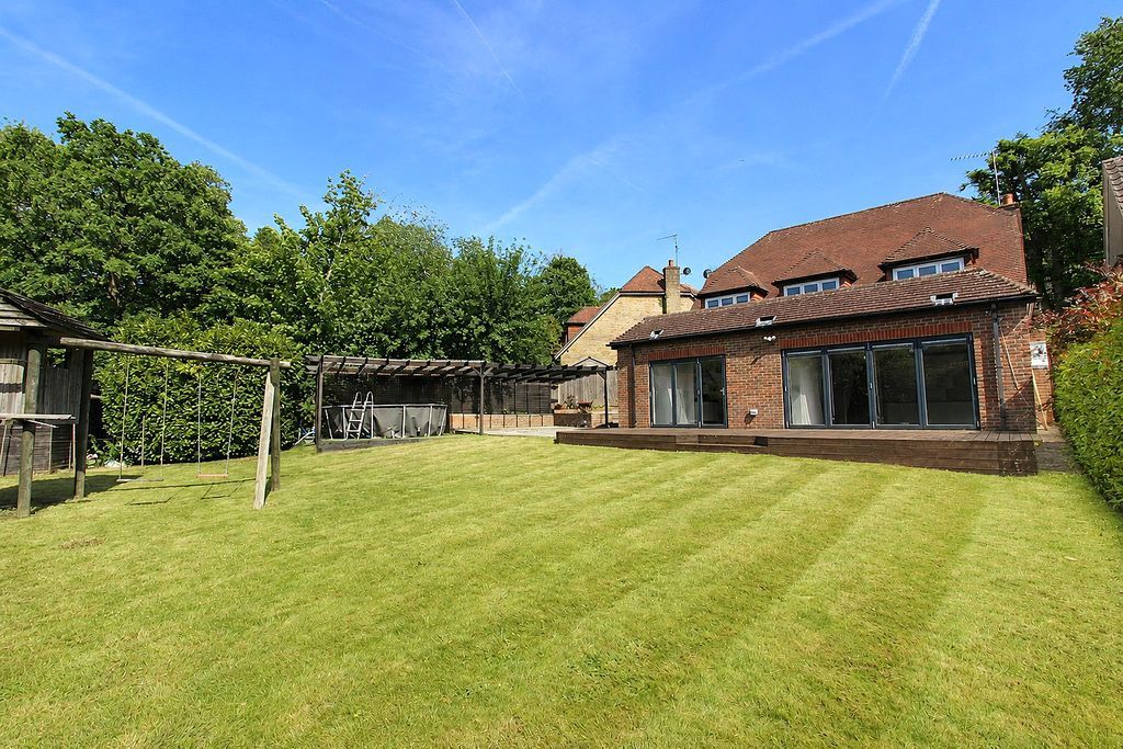 Additional image 11 of 4 bed detached house for saleStagbury Avenue, Chipstead, Coulsdon CR5