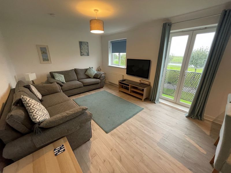 Property photo 3 of 7 Photo 6