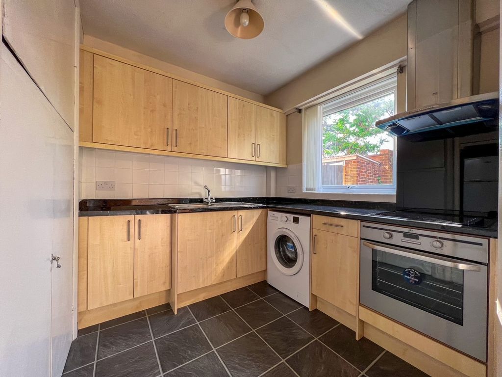 Property photo 2 of 24