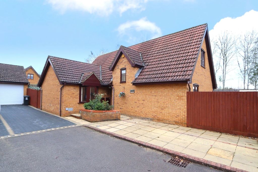 Property photo 1 of 22 Picture No. 20