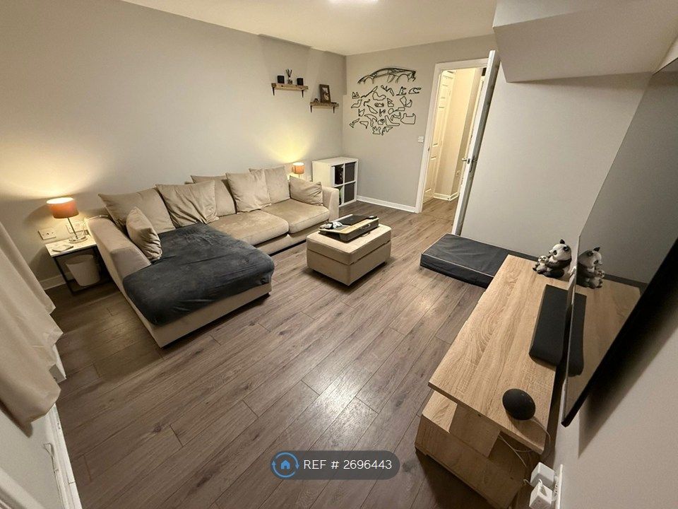 Property photo 3 of 10