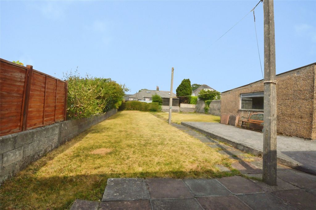 Property photo 3 of 11 Picture No. 06