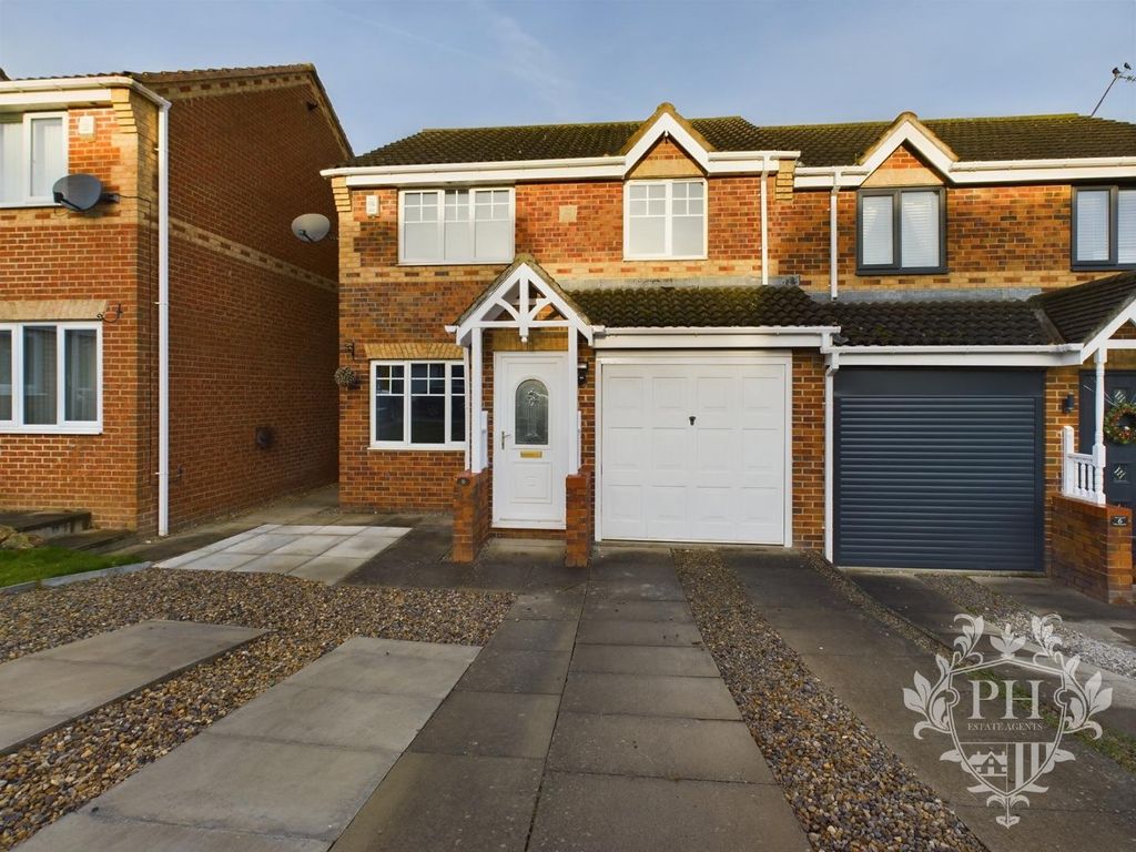 Property photo 1 of 12 Cam02002G0-Pr0080-Still001.Jpg