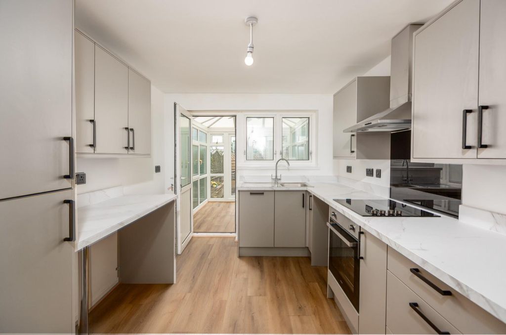Property photo 1 of 35 Cz0A0367-Edit.Jpg