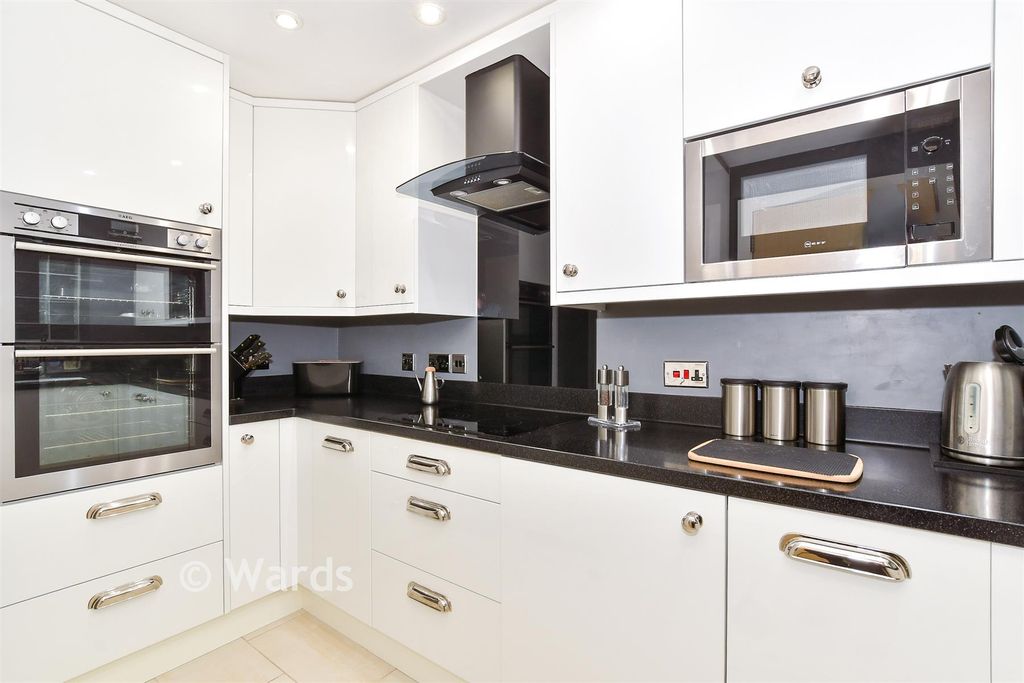 Property photo 2 of 15 Kitchen