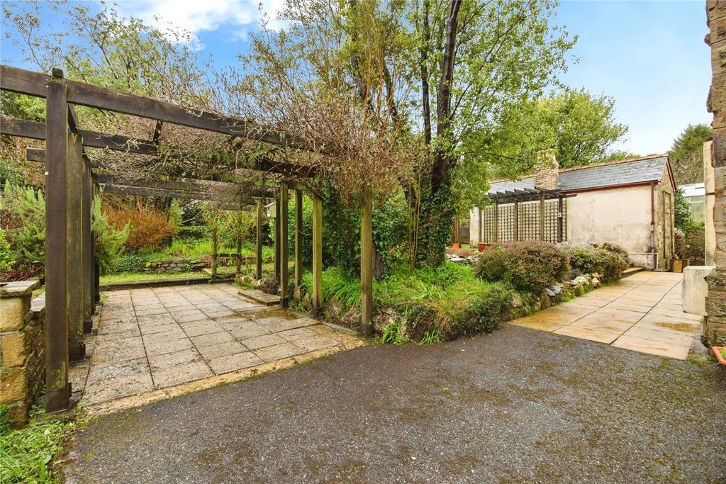 Property photo 2 of 25 Picture No. 06