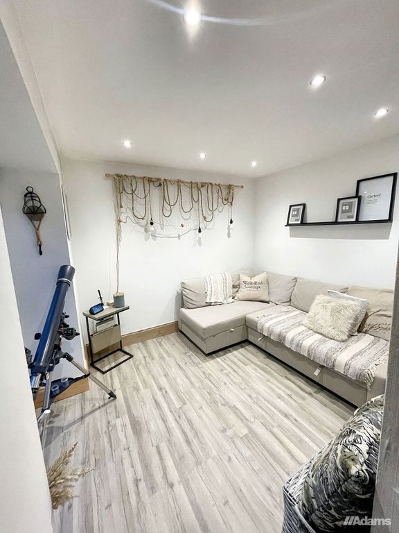 Property photo 3 of 36