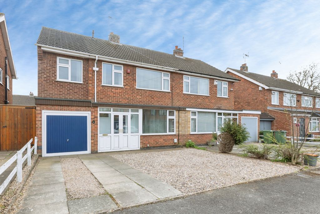 Property photo 1 of 15 Front View