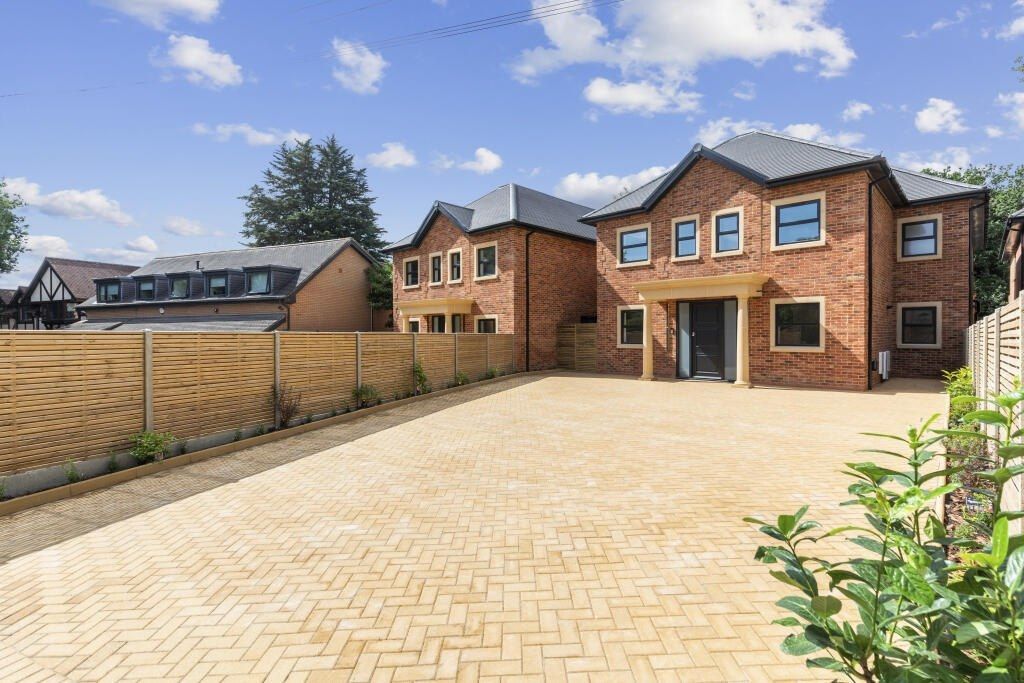 Property photo 2 of 22 Gallery