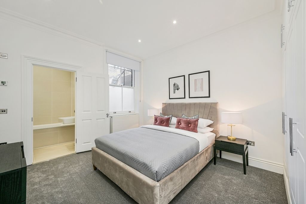 Property photo 2 of 14 Jll