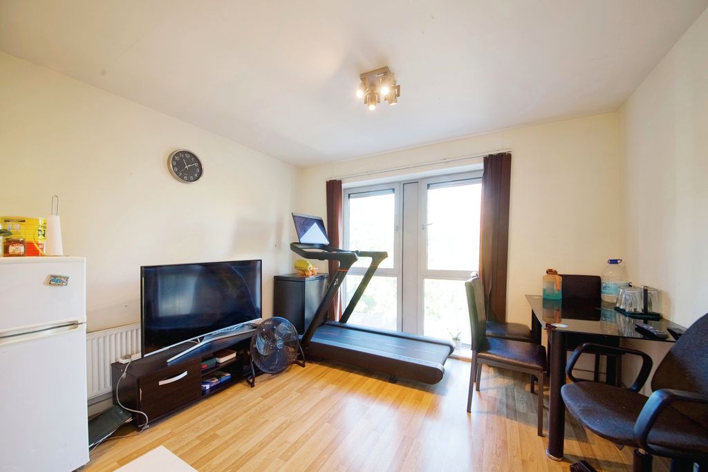 Property photo 3 of 15 Photography