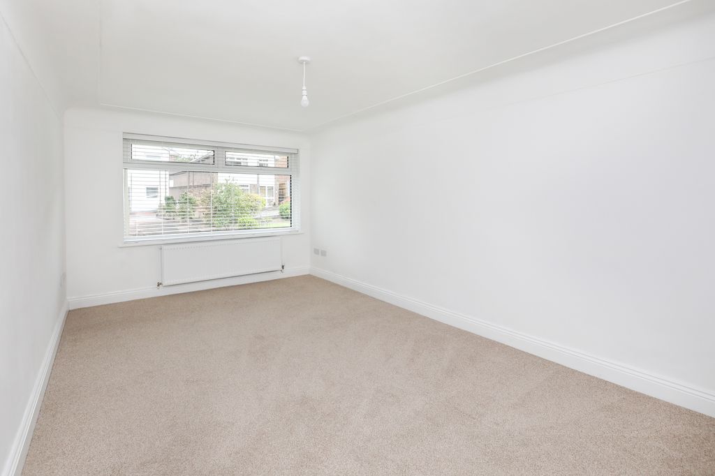 Property photo 3 of 21 Photo 2