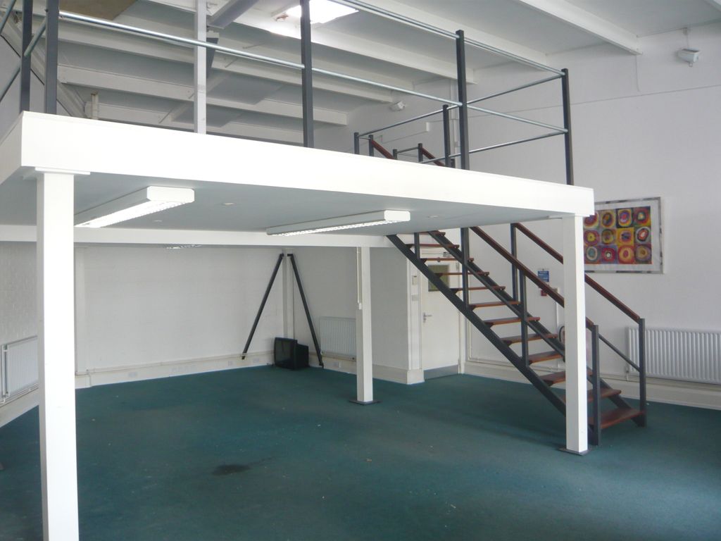 Property photo 2 of 3