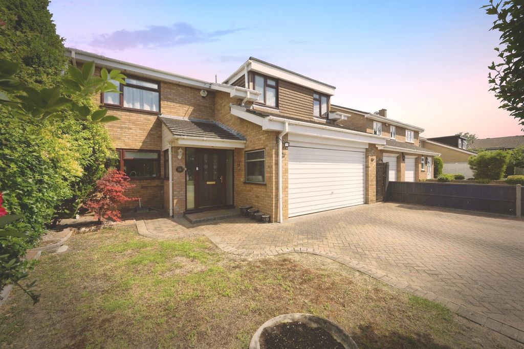 Property photo 1 of 20