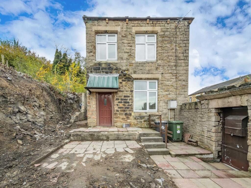 Property photo 1 of 13