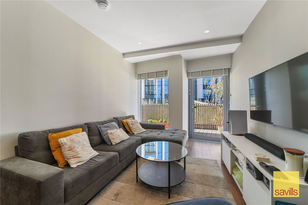 Property photo 1 of 19 Reception Room