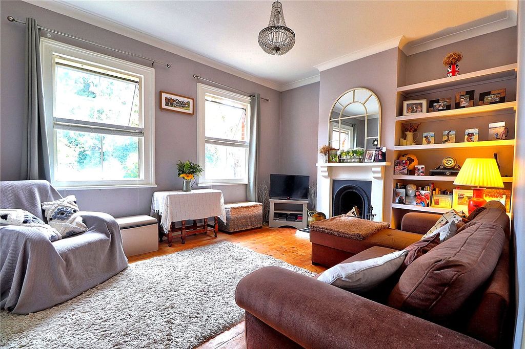 Property photo 2 of 13 Picture No. 32