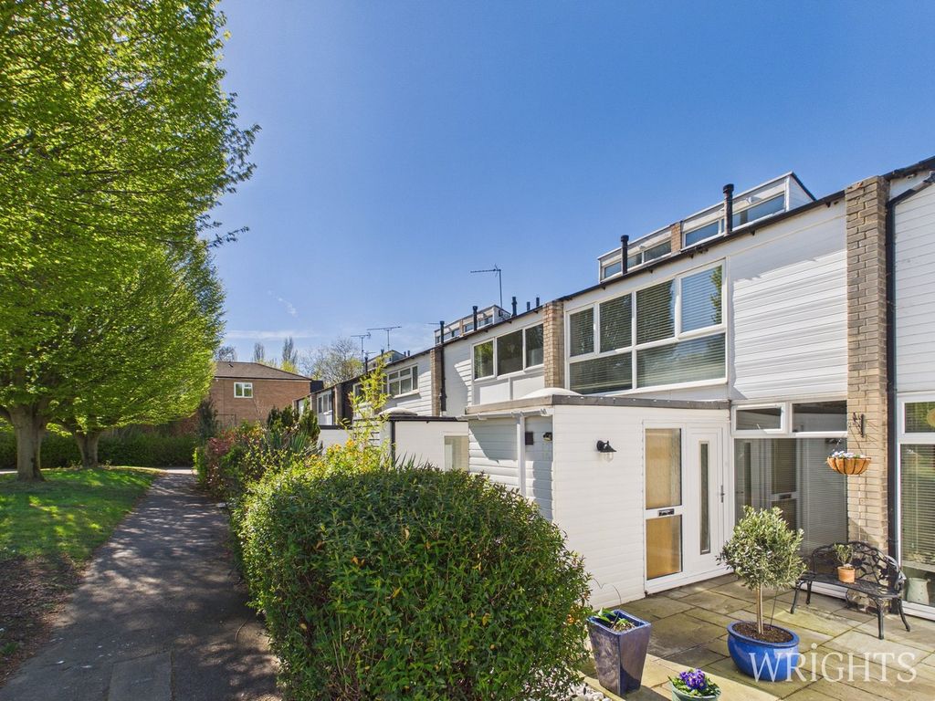 Property photo 1 of 25