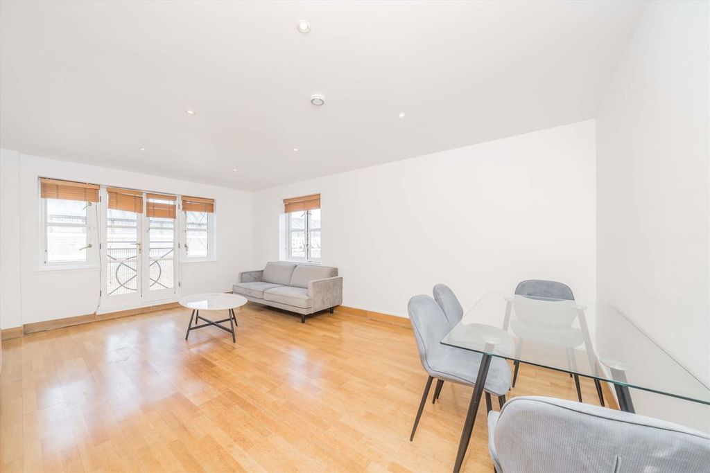 Property photo 2 of 5