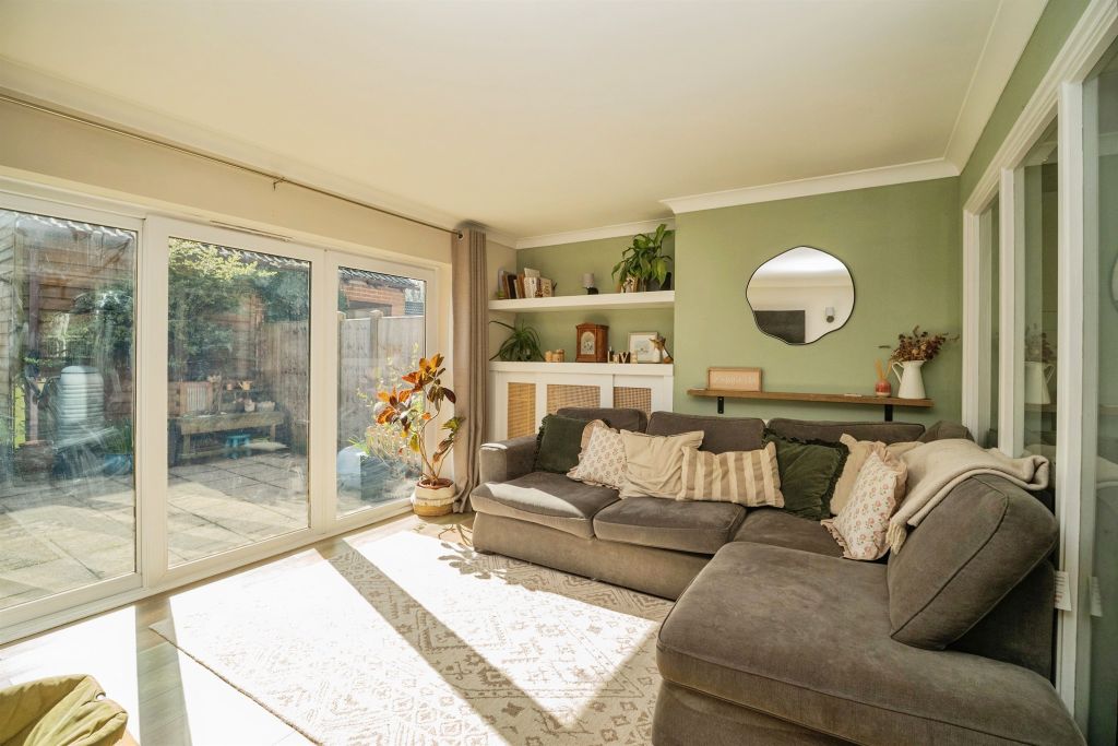 Property photo 3 of 23