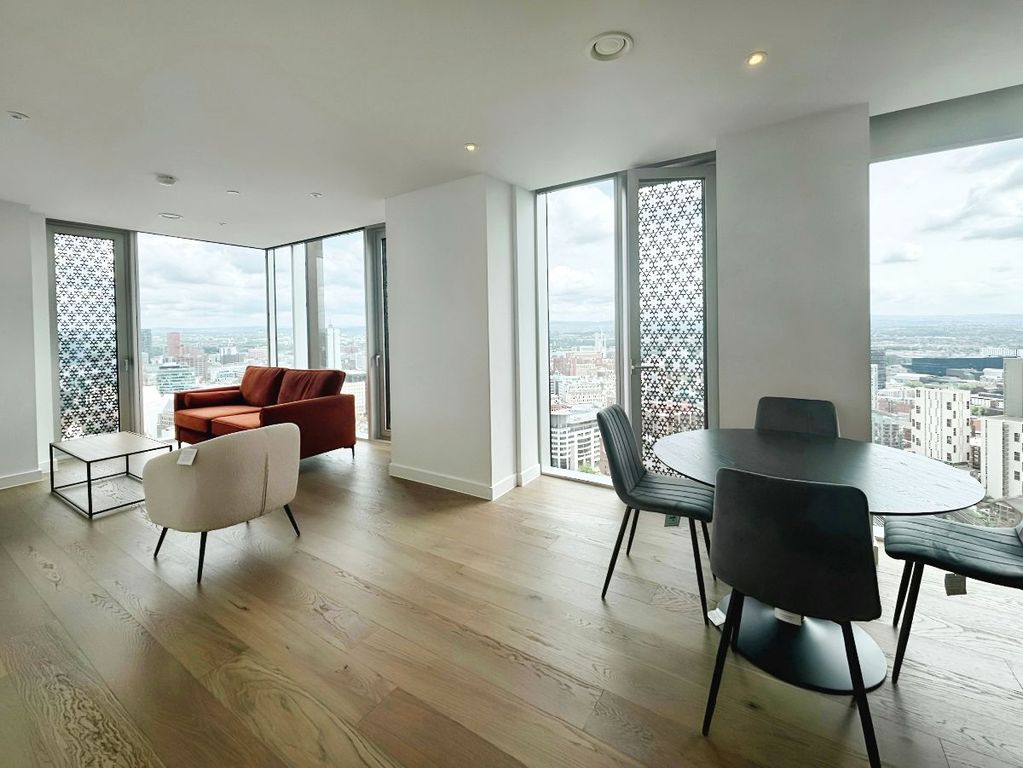 Property photo 2 of 28