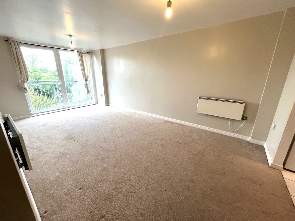 Property photo 2 of 18 Thumbnail_Img_6614